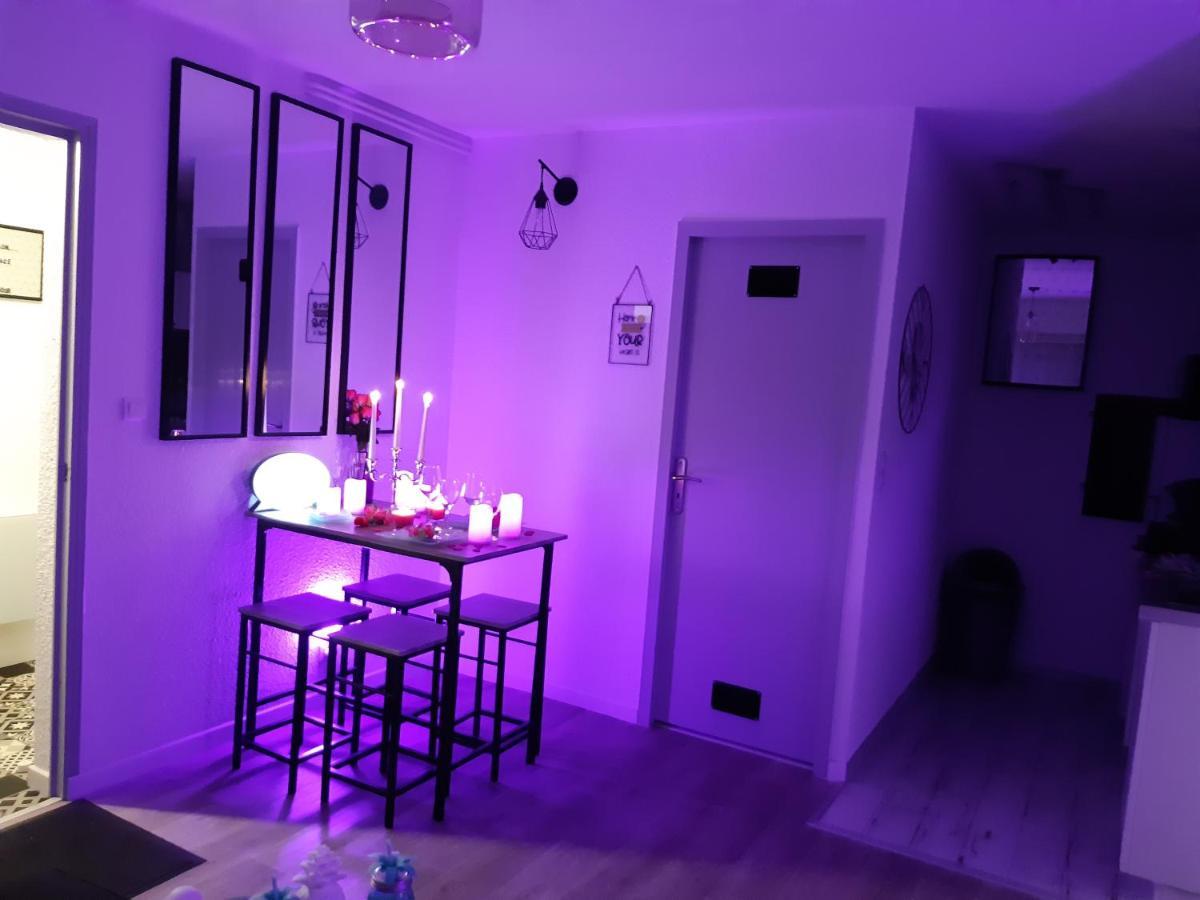 Luxe Sauna Privatif Et Grand Bain Jacuzzi A Deux A Biscarosse Plage Pour Nuit Romantique Avec Decoration Led Et Bougies بيسكاروس المظهر الخارجي الصورة