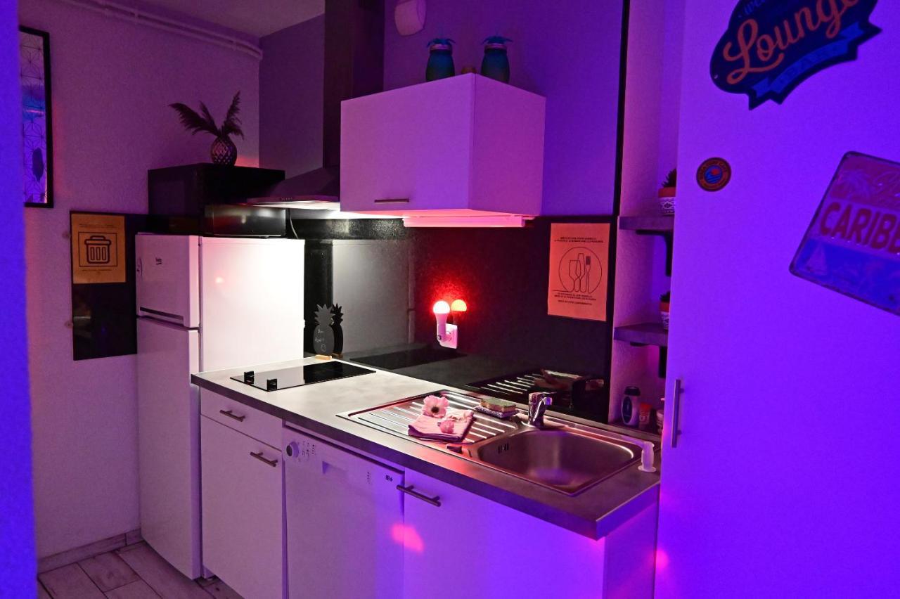 Luxe Sauna Privatif Et Grand Bain Jacuzzi A Deux A Biscarosse Plage Pour Nuit Romantique Avec Decoration Led Et Bougies بيسكاروس المظهر الخارجي الصورة